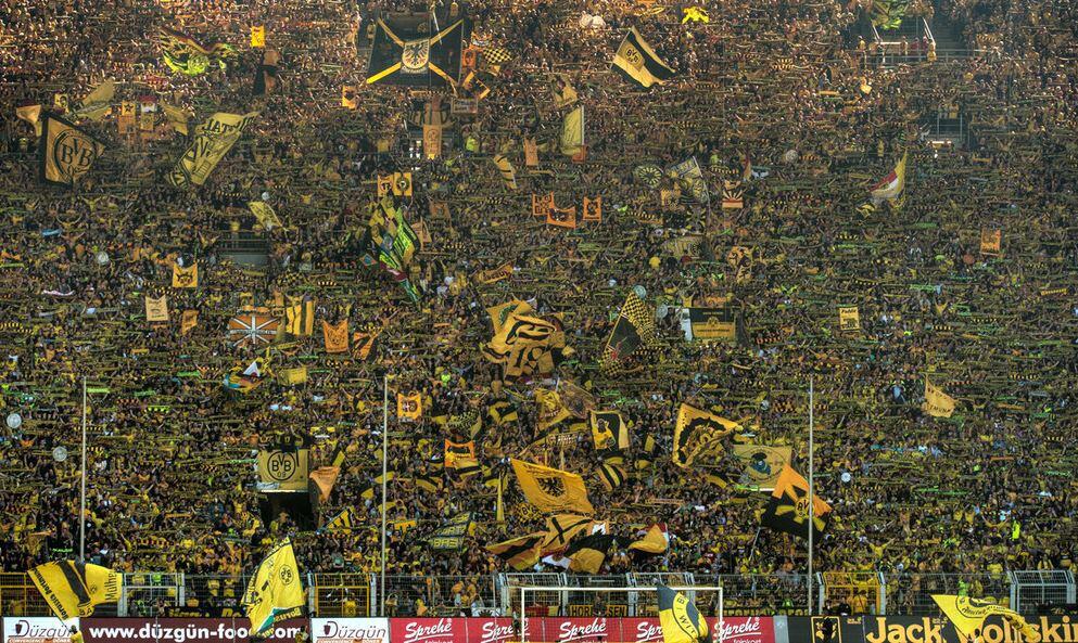 theawayfans's tweet photo. RT this if you'd love to visit Dortmund's stadium and see their "Yellow Wall" #BVB http://t.co/nCLlIgpYRJ