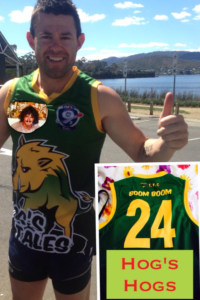 blighty24's tweet photo. “@LeonCupit: @blighty24 @Cupe84 @hogstales69 Hog will sponsor new tops for new roster #ordersplease” #ordered #woody http://t.co/nvl3htEVBu