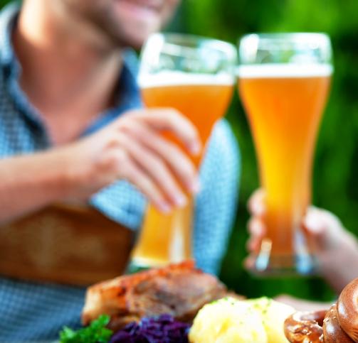 CycleKnysna's tweet photo. #Beer and #breakfast in #Knysna at @MitchellsBrew - only R60.00pp: http://t.co/gksvJpgT81 - #craftbeer #saturday http://t.co/xLDIp1sDBm