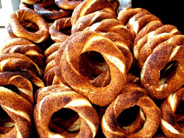ymktarif's tweet photo. Simit Yapıyoruz!

Tarifi; http://t.co/JgvJzIrTGq http://t.co/EXzngGqt4O