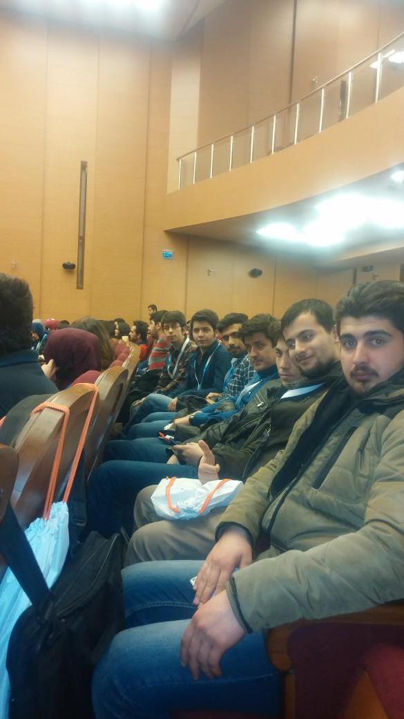 paufsc's tweet photo. Evet!  Paü Özgür Yazılım kulübü #bilmök de. :) #bilmök15 #paüfsc http://t.co/bmZzwZEdD4