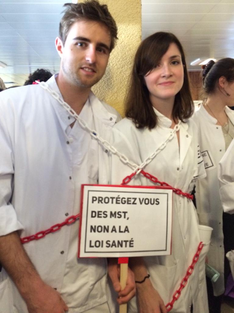 La loi de santé enchaîne les jeunes médecins