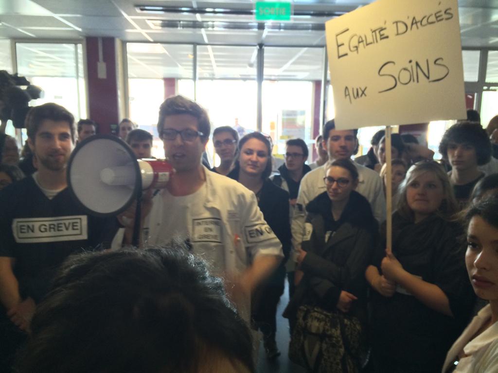 Les internes de #Nancy mobilisés pour l’égalité d’accès aux soins! #LoiDeSanté