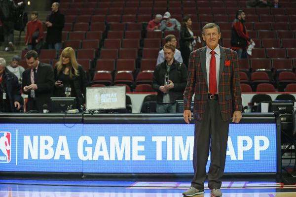 ICYMI: Craig Sager made his return to the court after an 11-month battle with cancer.