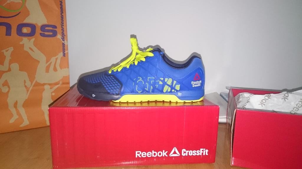 Josantos00's tweet photo. Qué mejor compaňeras para mis Nano 4.0, @ReebokES tírate el rollo y #DALEALPUMP http://t.co/QKbp6AKqoy