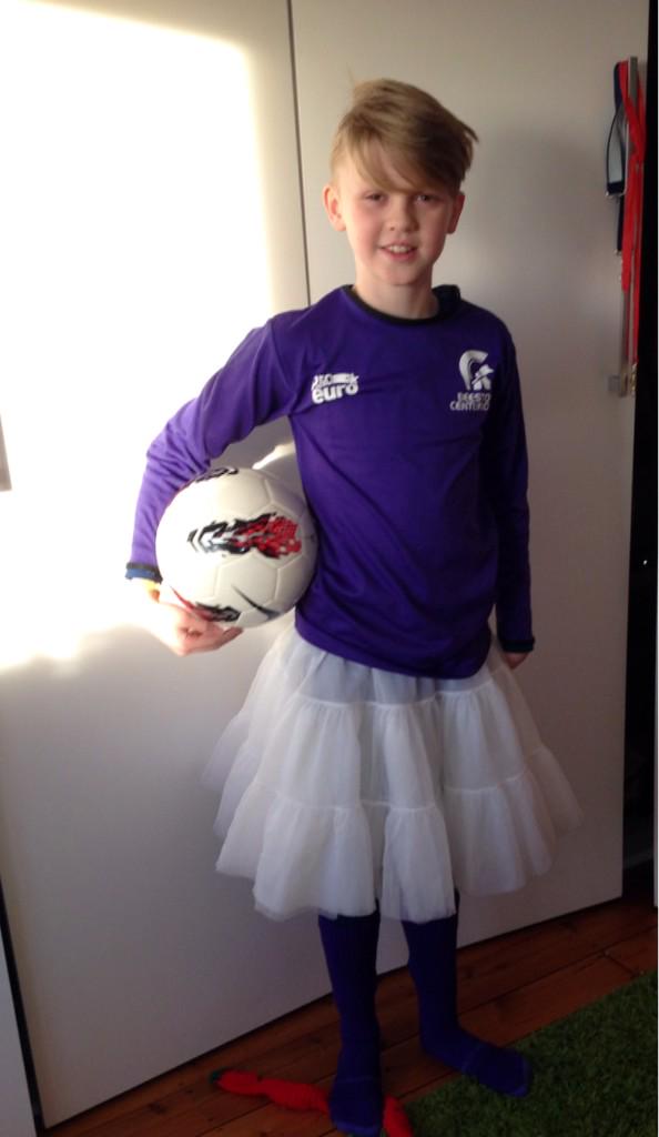 naked-petticoating-for-schoolboys-lankan