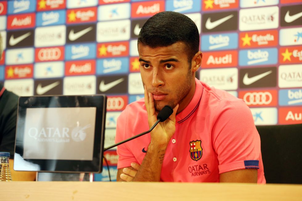 defcentral's tweet photo. Rafinha deja en ridículo a la directiva del Barça: http://t.co/mmTCsc3jS1 #NoALaFinalEnElBernabeu http://t.co/uMgFDWMTa1