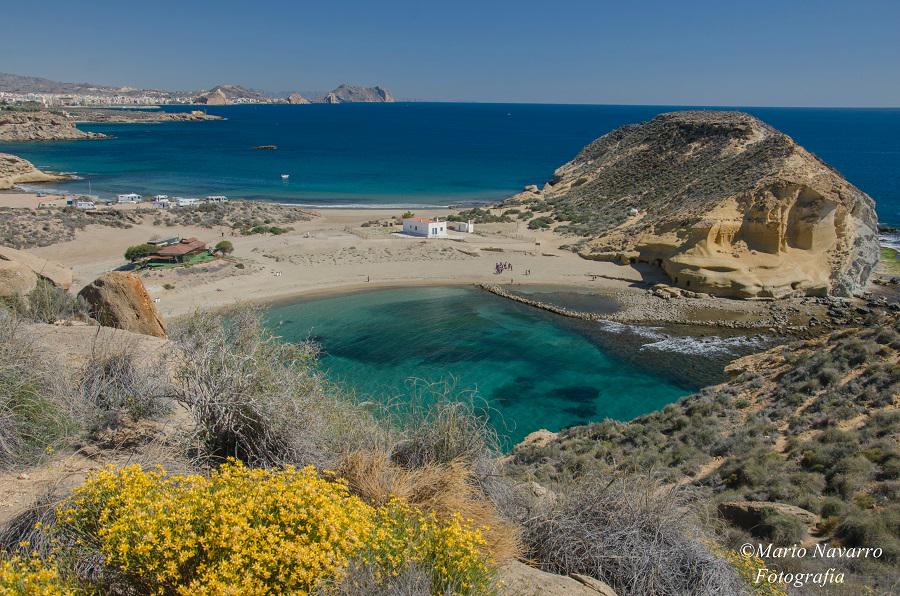 ¿Dónde bañarse en agua de mar calentita en España? - Mejores playas donde bañarse en invierno en España