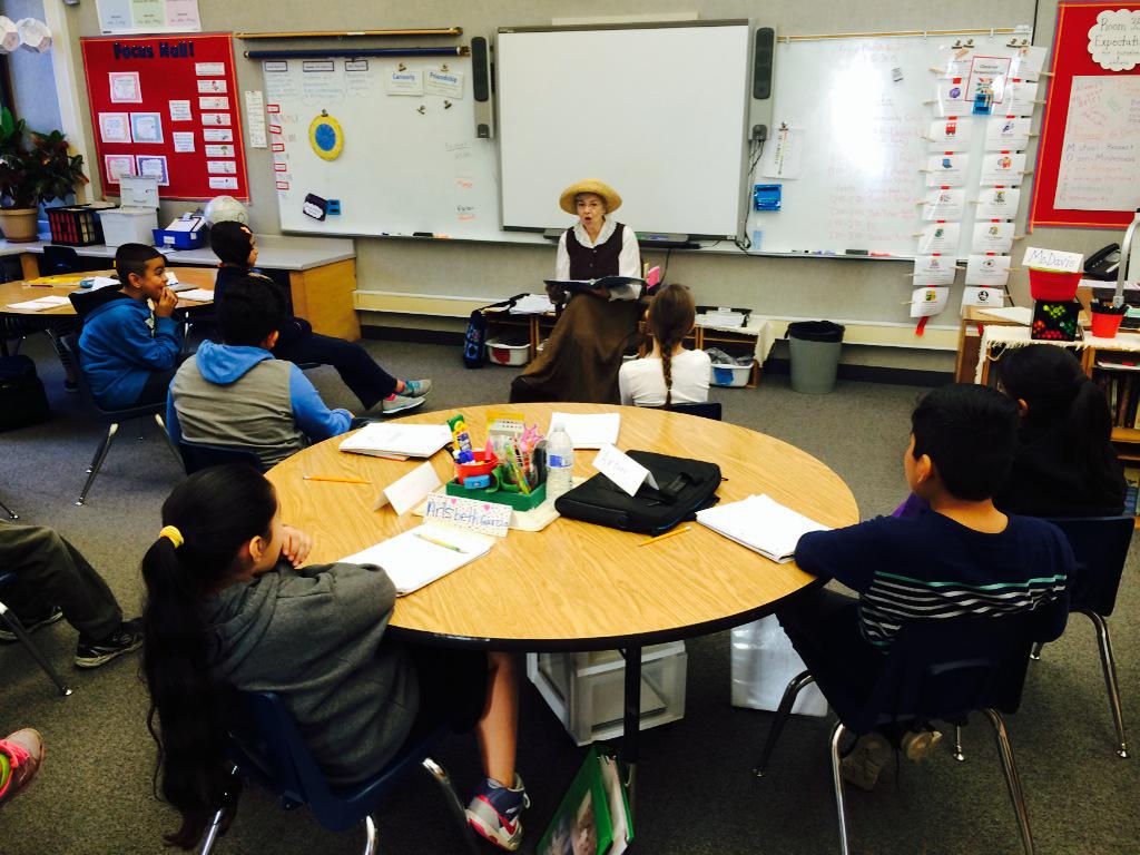 Room 1 at SHES tweet media