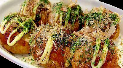 Rabu malem nongkrong di <a href="/SushiDenBdg/">Sushi Den</a> sambil nyemilin Takoyaki &amp; Ada Live Music. Cuco bgt! Jl.Hariang Banga No.8