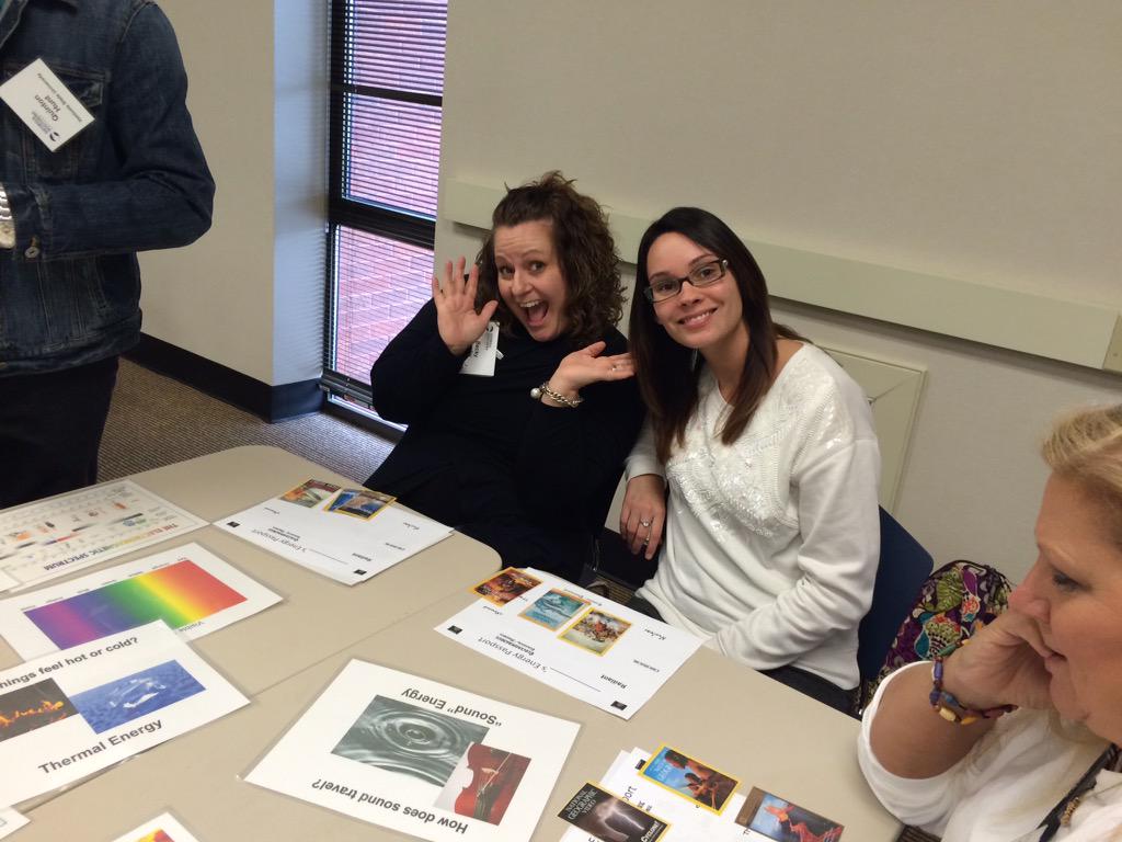 Aspinwall_TCE's tweet photo. Great activities at the #stemgs2015 http://t.co/Q0hUofqyrq