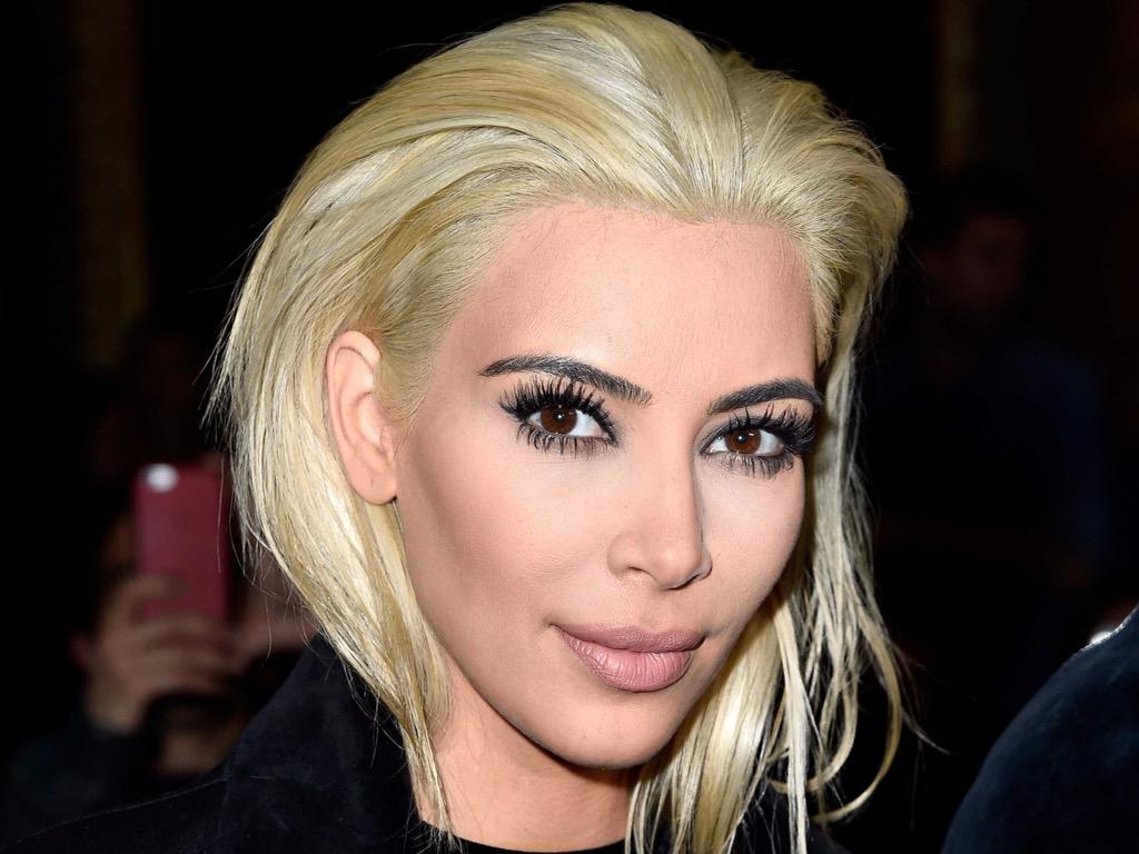 wallytherabbit's tweet photo. I think I wore it better, sorry Kim 💁 http://t.co/wLf2Ud88j2