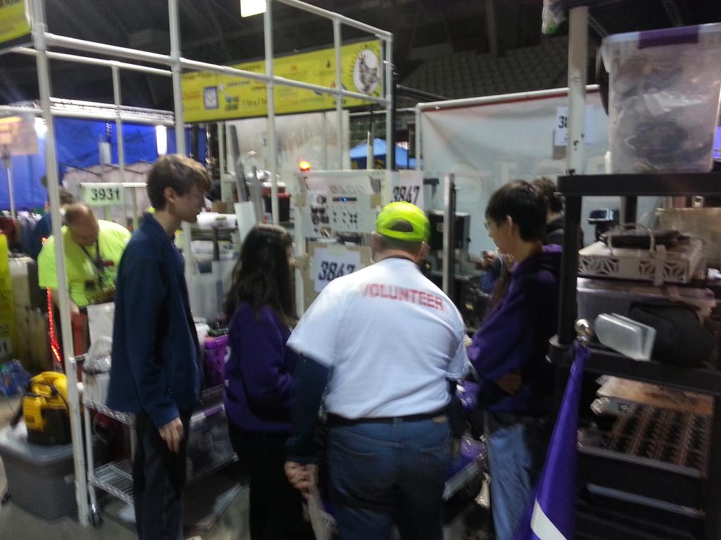 Spectrum3847's tweet photo. Getting through inspection, we should pass before our first match. #MidSeasonRebuild http://t.co/ASDDI0wiZk
