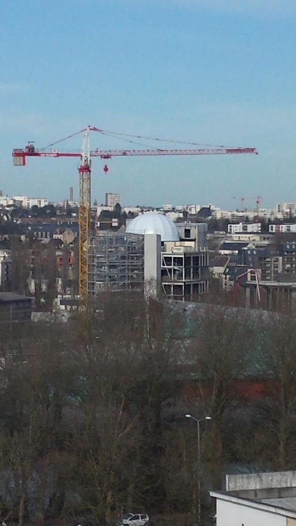 Vue de <a href="/Caenlamer/">Caen la mer</a> Rives de l'Orne, la MRI avance bien! Vivement l'ouverture #fablab #livinglab <a href="/relaisdsciences/">Relais d'sciences</a> !