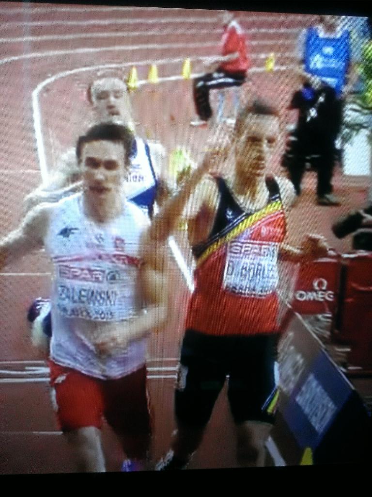 GaelCollin's tweet photo. Amazing Dylan Borlee! Final and PB for 1st individual championship.. #DylanBorlee #BelgianAthletics #Praha2015 #400m http://t.co/KdwaXaU367