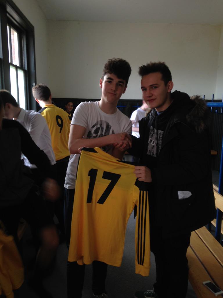 TrinitySenior11's tweet photo. I would like to wish our new signing @danhiddleston good luck today http://t.co/XiNIk8Q46Q