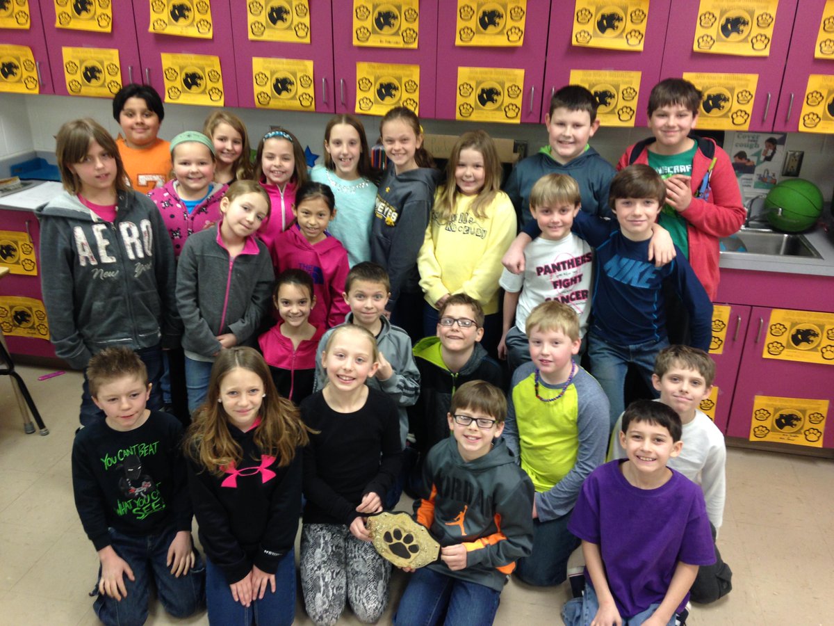 MsDunkin's tweet photo. So extremely proud of how hard 4D worked to earn the class wide pride belt for February! #NStarPride #SillyFaceFriday http://t.co/B6xXH8DWrj