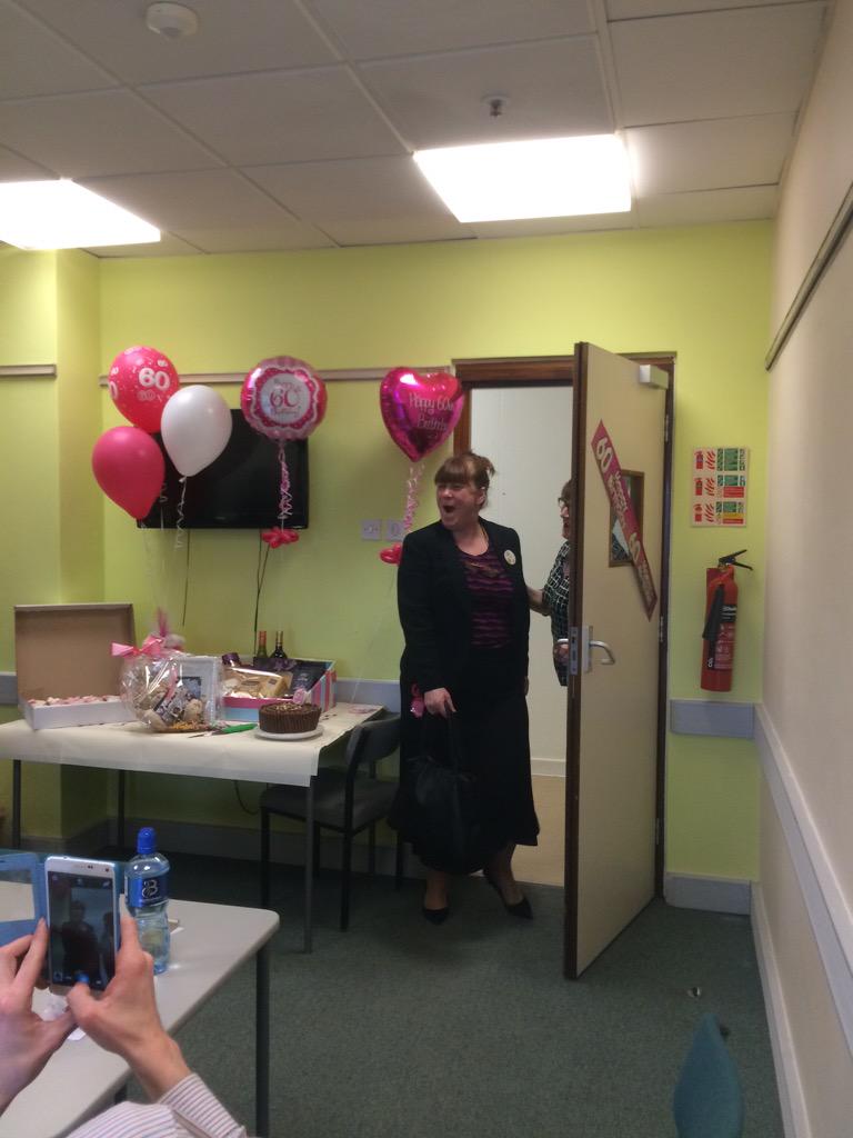 Amelia Bell tweet media