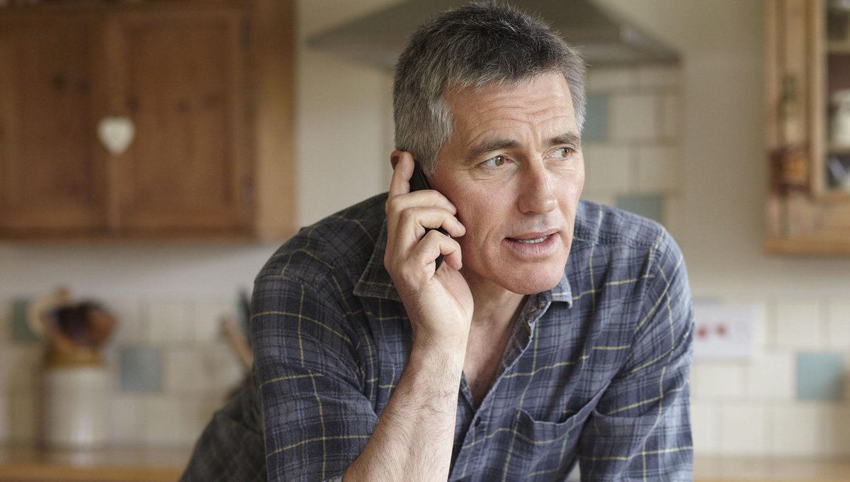 My parents: “<a href="/TheOnion/">The Onion</a>: Dad Receives Advance Intelligence On Visiting Son’s New Eyeliner onion.com/1Nqn97z ”