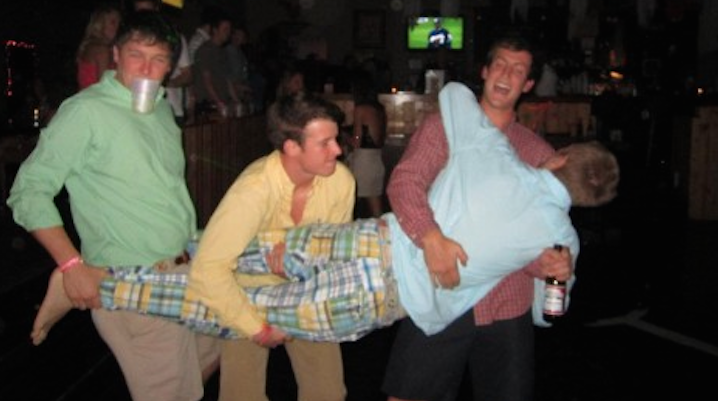 totalfratmove's tweet photo. Stages Of Inebriation: http://t.co/4z6N9mGnBC http://t.co/l7ATuaSE4M
