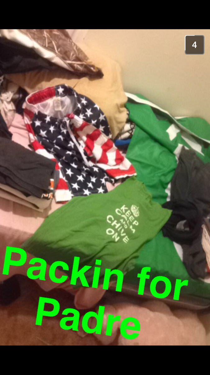 ChiveOKC's tweet photo. All my friends are goin without me. At least they’re reppin @theCHIVE. #KCCO http://t.co/L6h08wXpBn