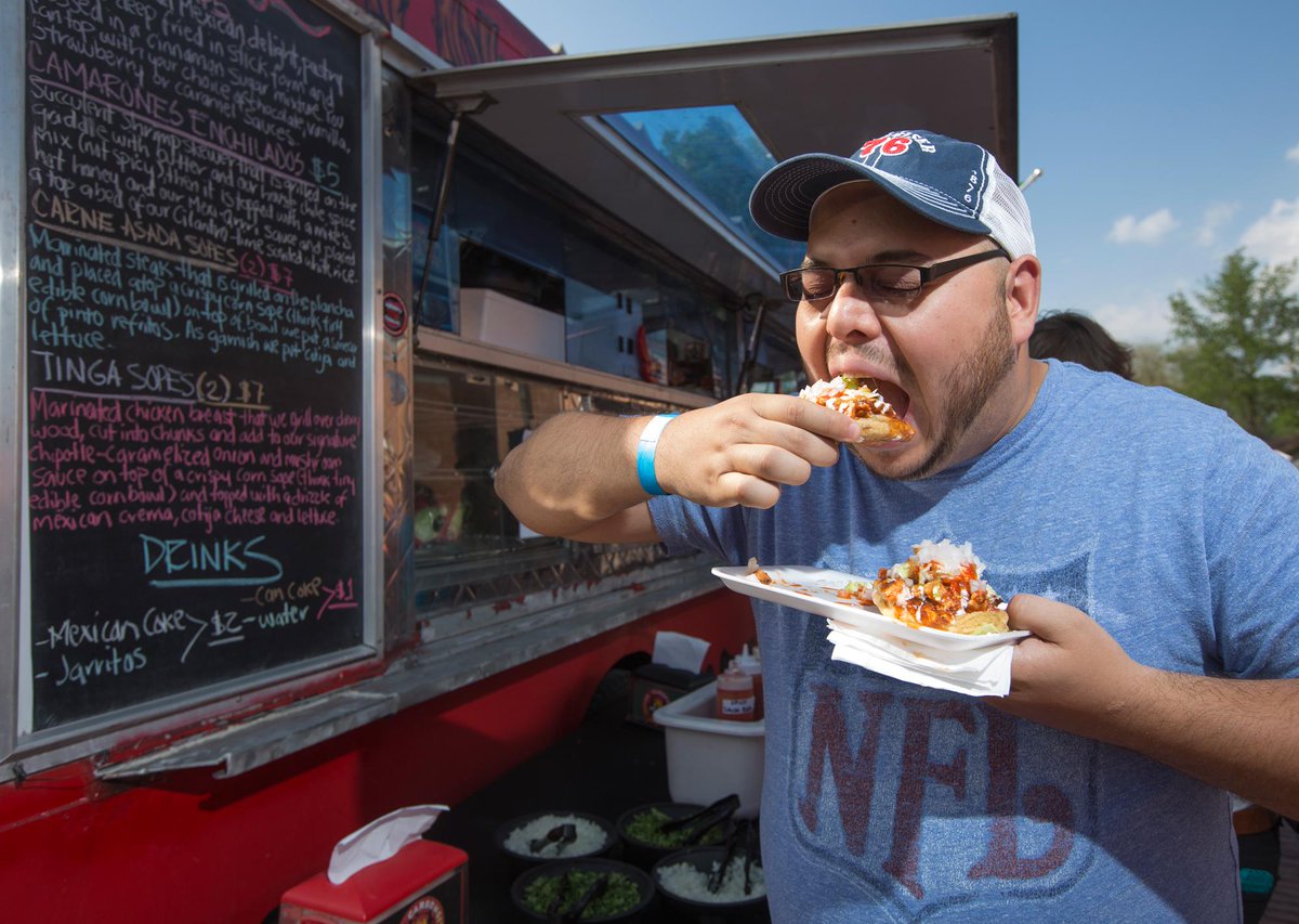 LJWorld's tweet photo. .@ksfoodtruck will return to East Lawrence on May 2. 20 food trucks, live music, art and more: http://t.co/IHU1iiAiMo http://t.co/vRaDn0A633