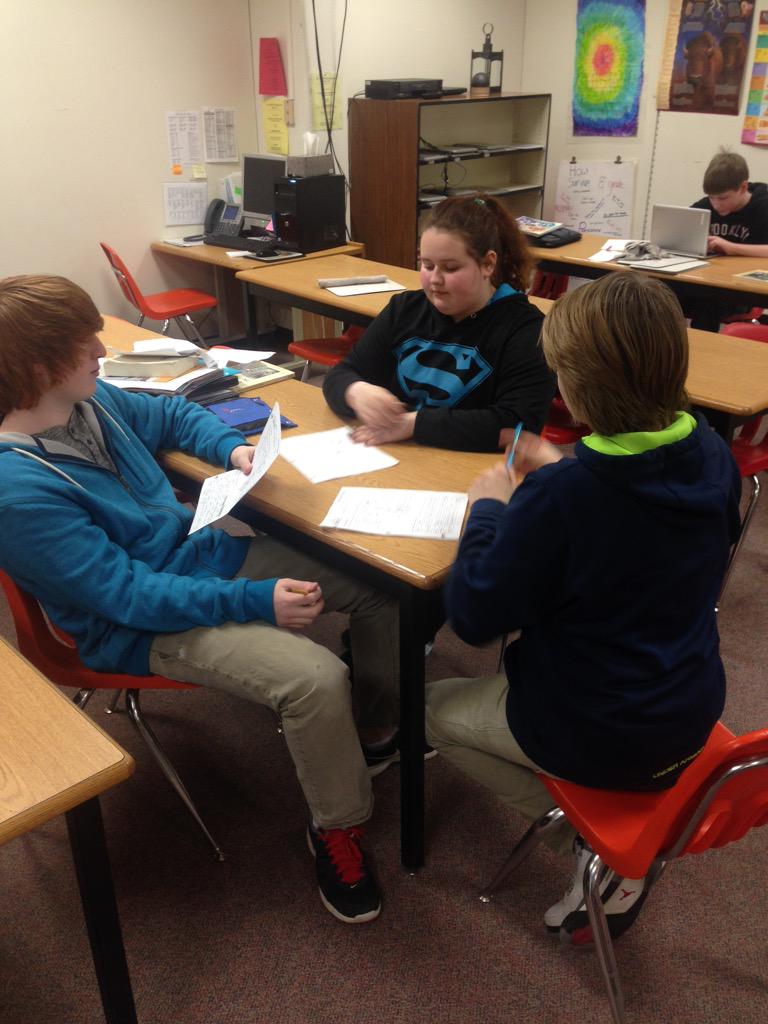 fjelly5's tweet image. Studying in Study Skills @CFMSCardinals #workinghard #passing #sciencetest
