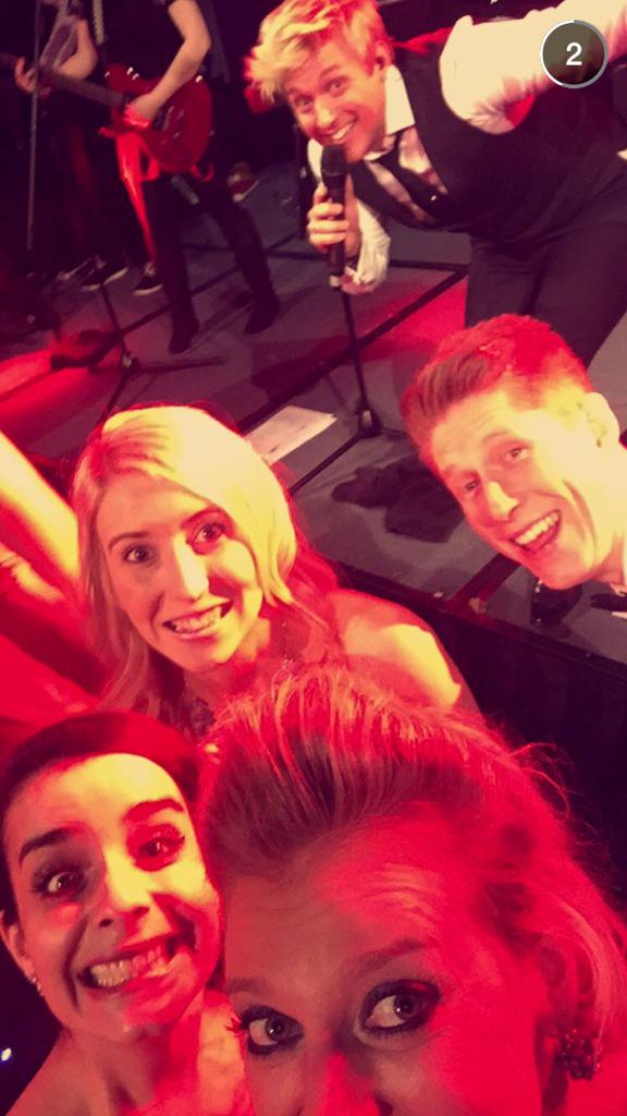 Laura Almond tweet media