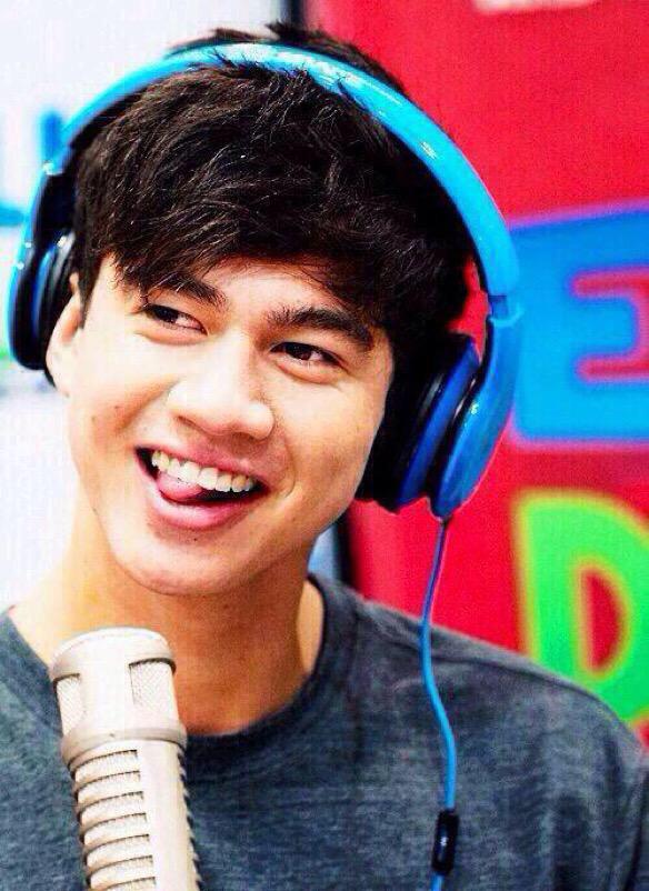 hartleyjustine's tweet photo. even if calum hood isn't your sunshine, calum hood is still your sunshine #vote5sos #kca http://t.co/HI1lHEsthg