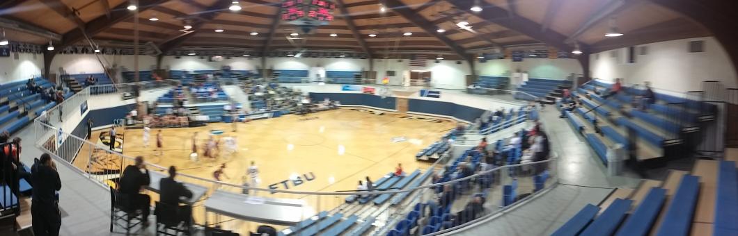 HendrixWarriors's tweet photo. The stage is set. We're in the building. #HendrixMBB #NCAATournament http://t.co/fcBpEs2NXQ