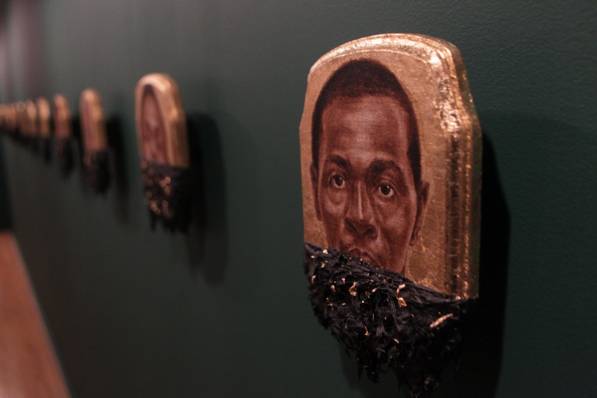 ladi_sasha's tweet image. Check out my interview with artist #TitusKaphar on.nypl.org/1Bggd6p @SchomburgLive #NYPLBlogs #ArturoSchomburg