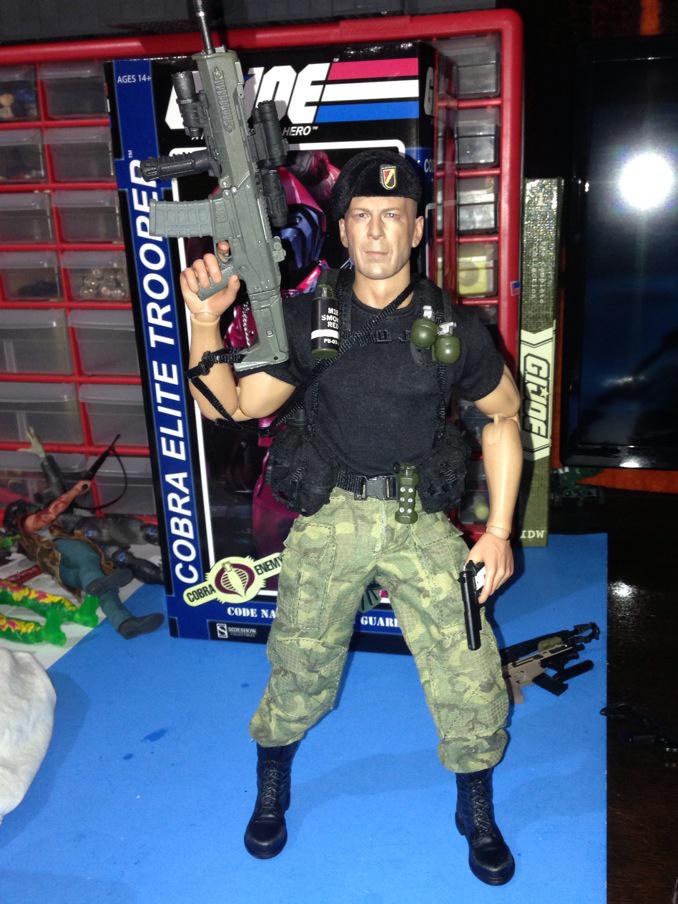 CobraShadowJoes's tweet photo. Got this today started like this and is currently looking like this. #BruceWillis #gijoe #joecolton http://t.co/fTorSJvtVQ