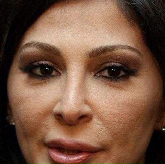eliebassilofcl's tweet photo. Ktir hal2ad el fond de teint! ya3ne eza 3atasteh ya #Elissa shou bisir?! Enno it's OK bas #shi_w_menno #7aram ta peau http://t.co/7w8GQM6NFB