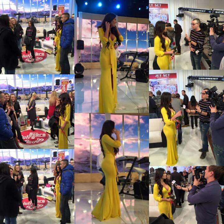 bilja_biljakg's tweet photo. @StanijaAmerika Nestrpljivo iscekujemo emisiju 👑 #PinkTV #LeaKis #Emisija #8mart  ⭐⭐⭐ http://t.co/YsDpCV4rUv