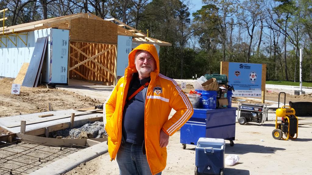 dynamocharities's tweet photo. @DynamoPix is now officially inducted into the DC #OrangeJacketClub for his support at all 3 #HouseChingBuilt Houses http://t.co/CJrYnksS48