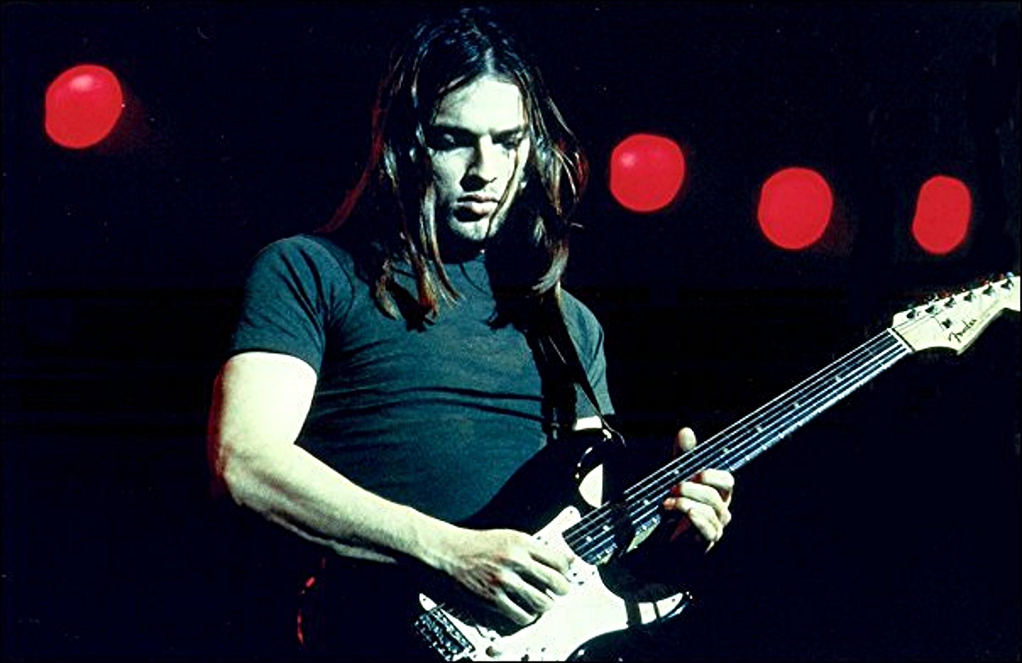 Happy birthday to guitarist David Gilmour, who\s 69 years old today! 