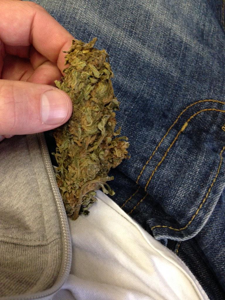 adamwalker04's tweet photo. #4"bud #no big deal http://t.co/zZC14oxZeE