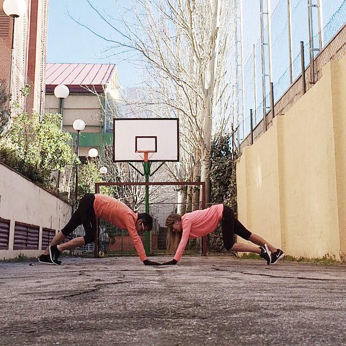 mrdelarenta's tweet photo. Ya era hora de iniciarnos en el mes de Marzo súper flexy que nos propone @mytrainingshoes !!! #omtsflexibility http://t.co/glr3z3Aaio
