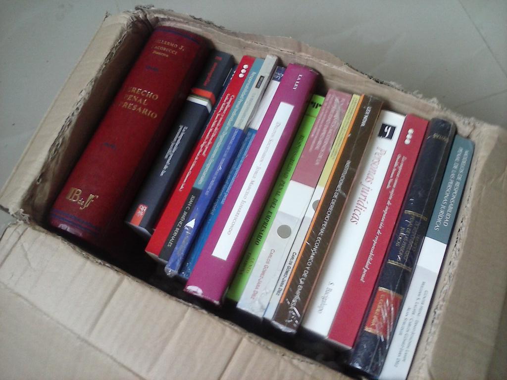 ChangGuerrero's tweet image. @libercommunitas B. tardes, confirmo recepción de libros, muchas gracias #LibreríaCommunitas, empresa seria, saludos.