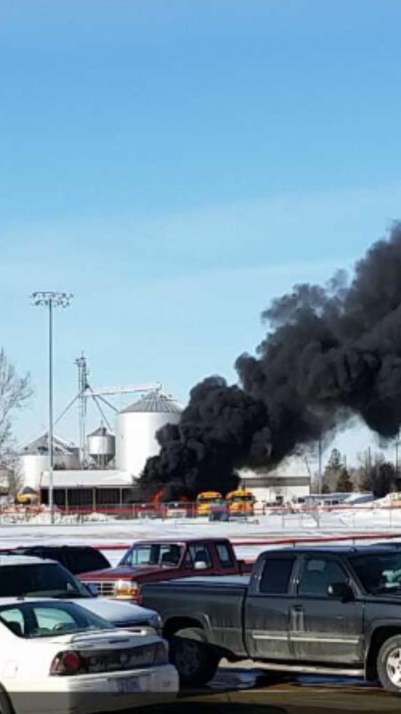 ryankremer's tweet photo. “@WitherowAnthony: When the bus driver hands you the AUX chord http://t.co/hN9NEvFu63” YESSS 😂😂😂 #EBProbs