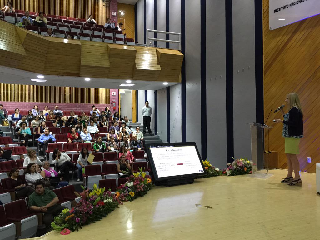 SBarquera's tweet photo. Dr R Lee talking about 3 Mexican cities study on physical activity @inspmx #CONGISP2015 http://t.co/4gH2N1T5Ew