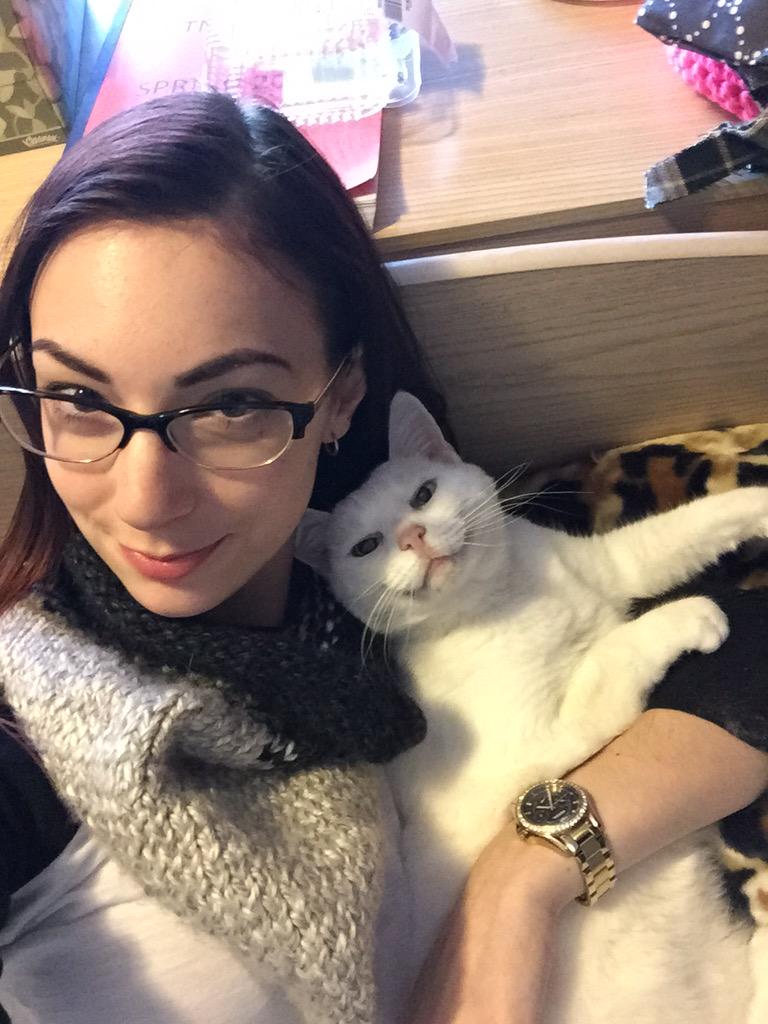 sttephhhhh's tweet photo. Why is she so cute πππ #posingprincess http://t.co/KTgSKotGJZ