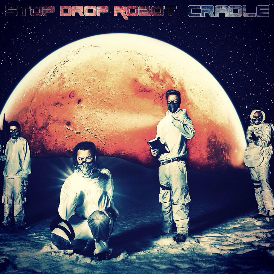 mousyhairedgirl's tweet photo. @stopdroprobot: Have you seen our new music video? http://t.co/zIQXw3Z6cv http://t.co/nKQR3tISLN #Sheffield #electronicrock