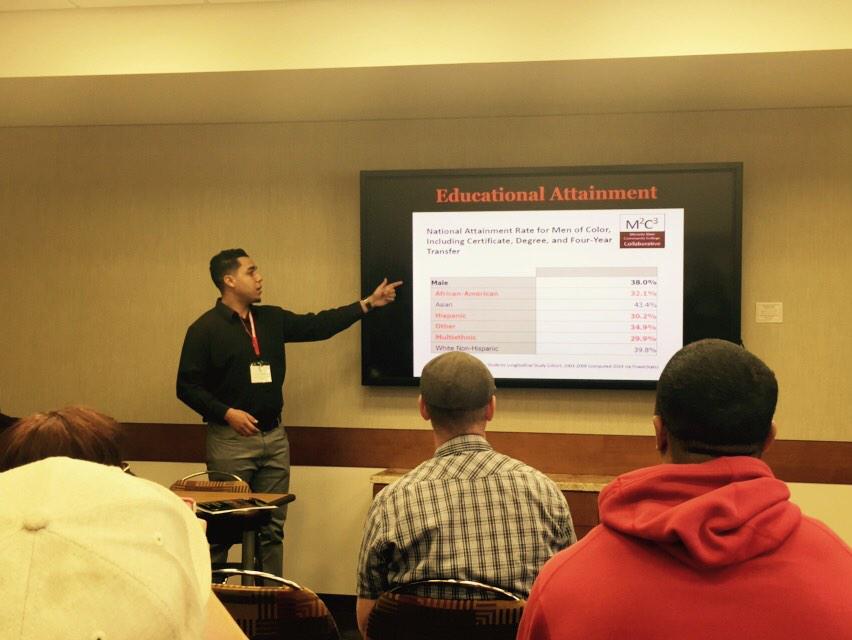 bruintovar's tweet photo. Aztec Research Fellows presenting at the SDSU SRS! @MinorityMaleCCC @SDSU @mvasquez619 @Fharris3 @jlukewood #SRS http://t.co/19HnZZZFXz