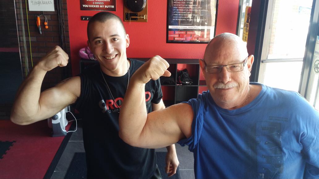 9RoundFolsomCA's tweet photo. All ages..all fitness levels! http://t.co/LuMLZQjJFv
