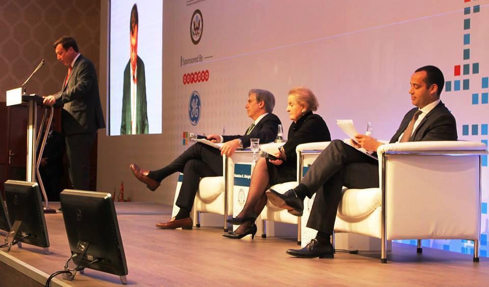 RaoufMhenni's tweet photo. great moments yesterday @ #iectunis @madeleine @PNBnapeo @maysoumie @VZuabi @Yassine_Brahim http://t.co/Rf3EFYeWuu