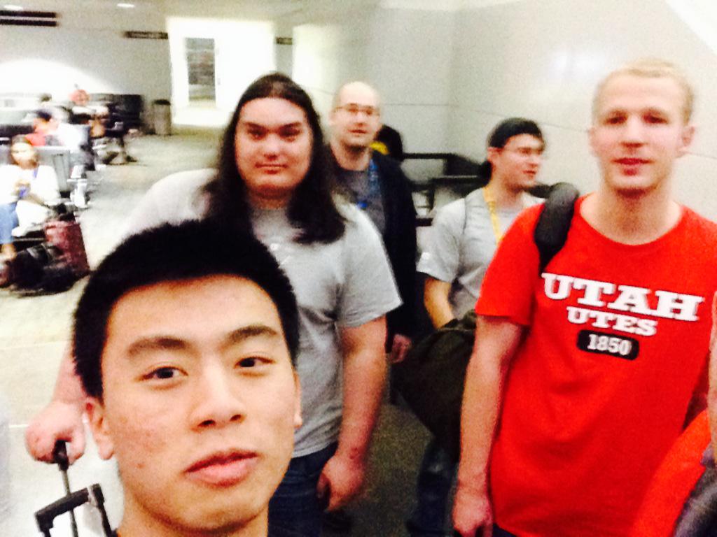 DessertCactus's tweet photo. Team going home. #gdc #game http://t.co/8WbWFHmgK8