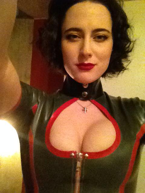 Drop and give me 50 soldier! @westward_bound http://t.co/2HaGBjr1ea<a class="tags" target="_blank" title="On Twitter" href="/?out=eyJ0eXAiOiJKV1QiLCJhbGciOiJIUzUxMiJ9.eyJpYXQiOjE3MjE1ODUwMjMsImlzcyI6InR3cG9ybnN0YXJzLmNvbSIsIm5iZiI6MTcyMTU4NTAyMywiZXhwIjoxNzUzMTIxMDIzLCJyZWRpcmVjdF91cmwiOiJodHRwczovL3R3aXR0ZXIuY29tL3dlc3R3YXJkX2JvdW5kIn0.qeJIeQ49f2ltG46Pe_DAVOLdfqR3X5EBFLgHOvI6u1klCZ5S6IxRq0PhTqXjs34irgHEKqVnINkdI6_0nvrycw">@westward_bound</a><a href="/tag/trainselfie"class="tags"><span>#trainselfie</span></a>