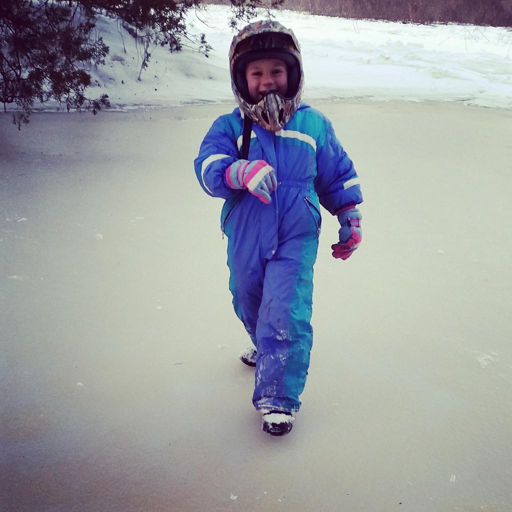 LukeLwall24's tweet photo. Landon went at it til dark today! #youngandrestless http://t.co/Qf92QQ1YDt