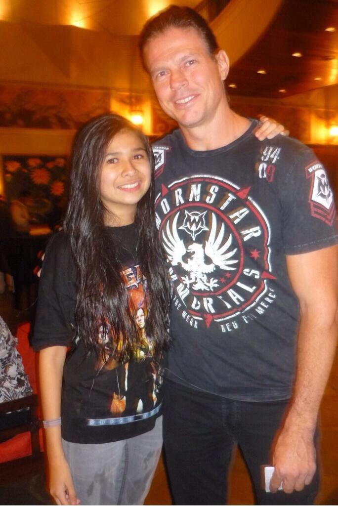  Happy birthday Chris! Have a great day! You\re awesome! Love you! Greetings from Costa Rica! 